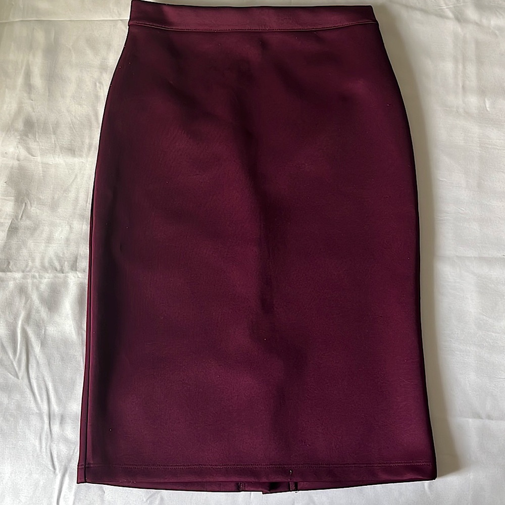 Forever 21 Maroon Pencil Skirt